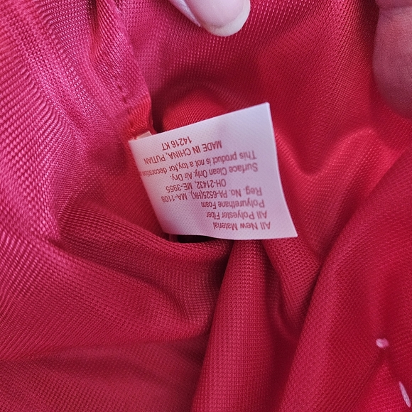 Charlie Brown Christmas Hat - Picture 5 of 7